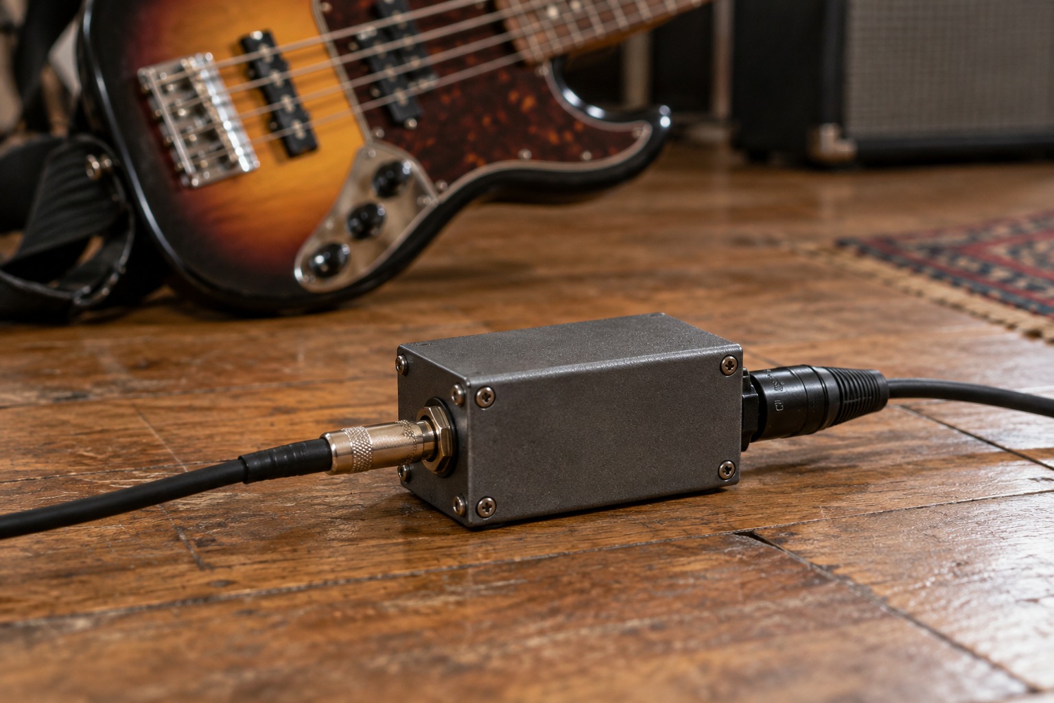 DI box connecting instrument and XLR cables